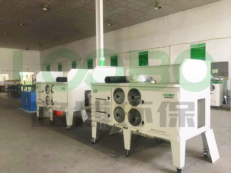 打磨除塵臺(tái)集除塵器于一體設(shè)計(jì)，從源頭除塵控制車間環(huán)境污染